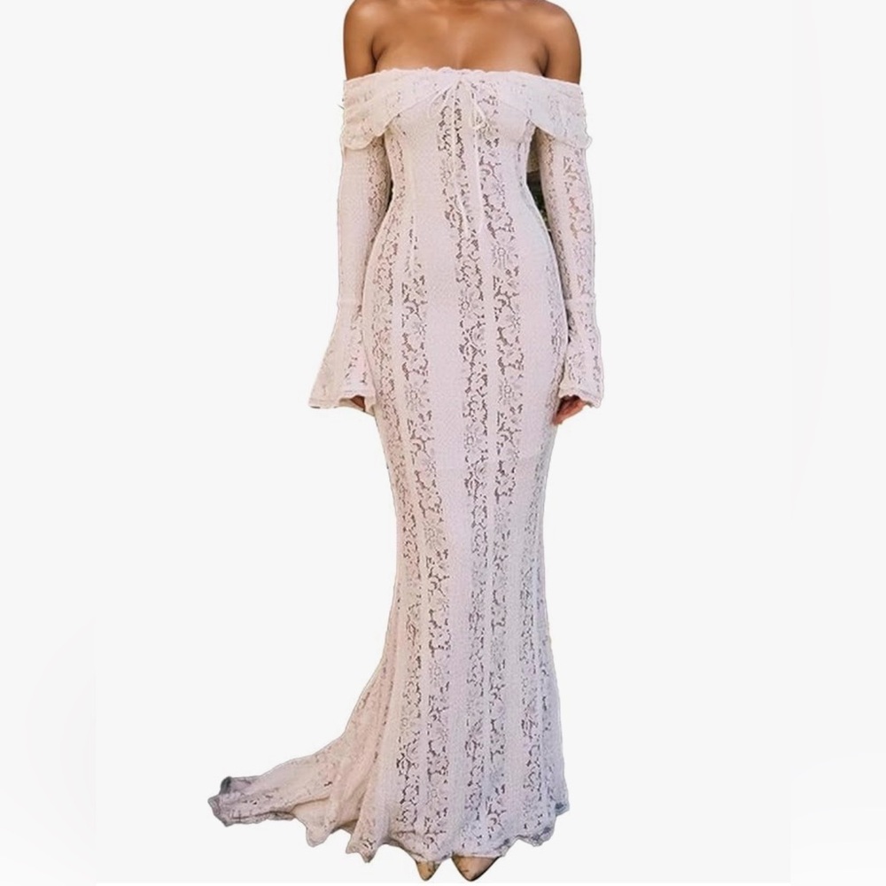 Off-Shoulder Lace Mermaid Gown
